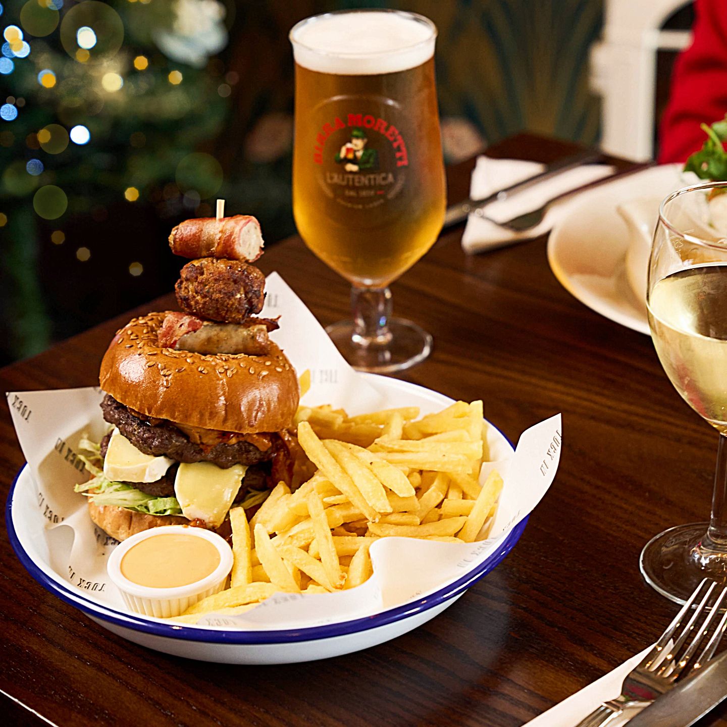 Festive Lunch & Dinner at The Bell & Bottle in Kirkham